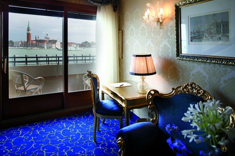 Hotel Savoia & Jolanda