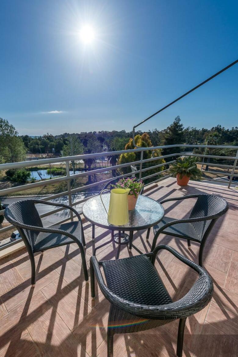 Minavra Hotel