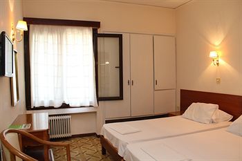 Nefeli Hotel