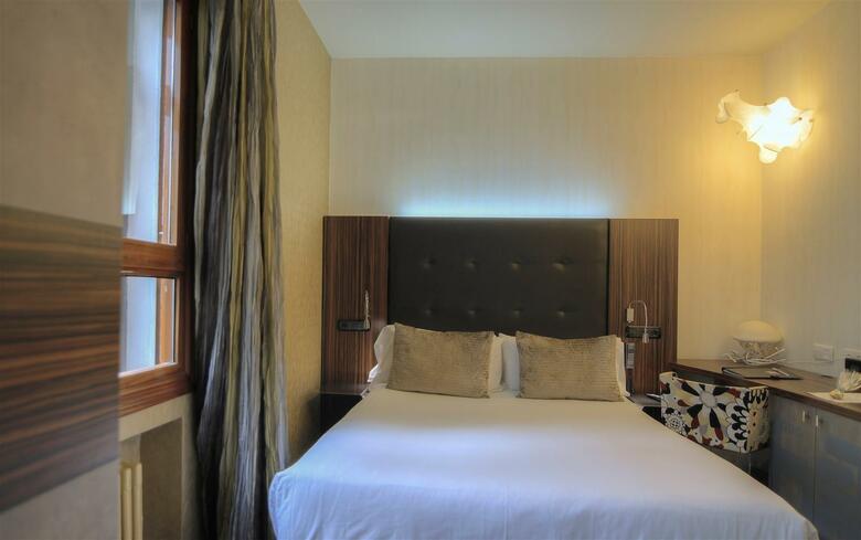 Hotel Petit Palace Tamarises
