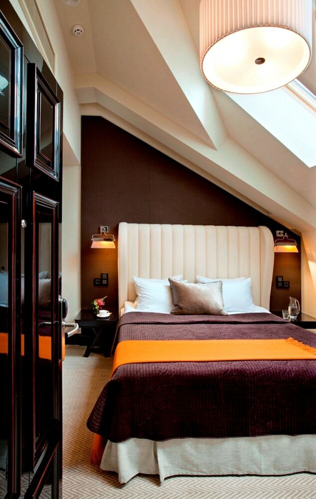 Astoria Hotel