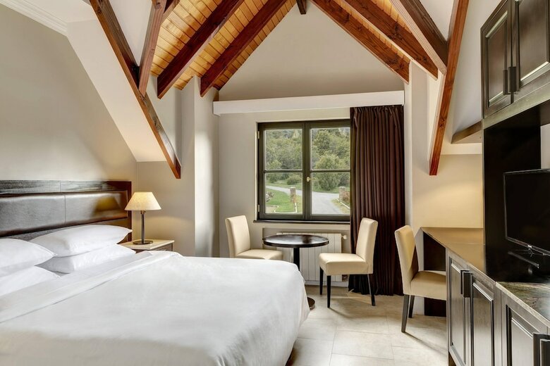 Hotel Arelauquen Lodge