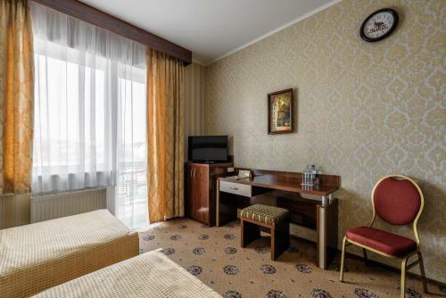 Status Hotel