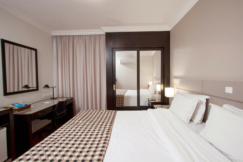 Hotel Mabu Curitiba Business