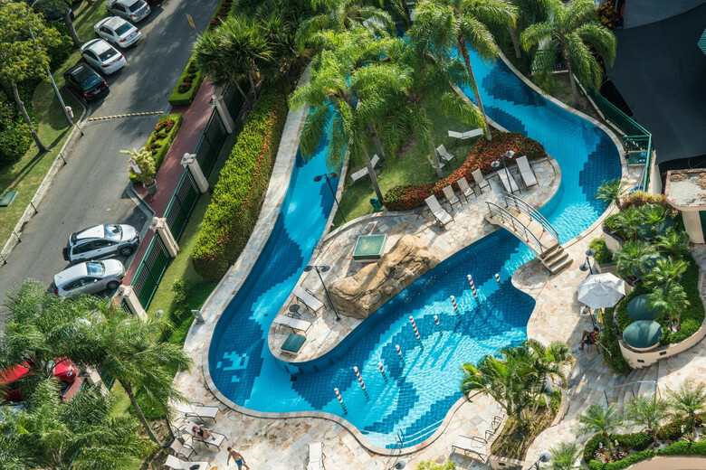 Hotel Plaza Barra First