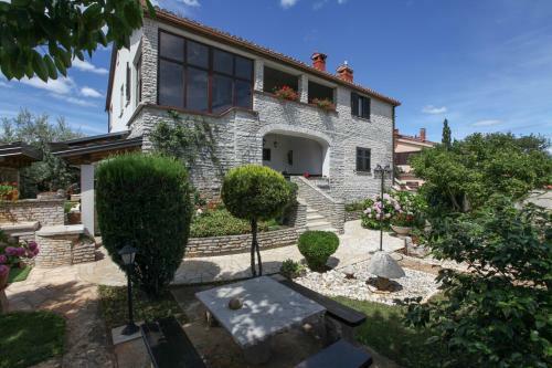 Apartments Villa Otilija