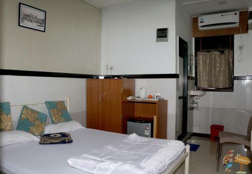 Traveller's Inn Hotel