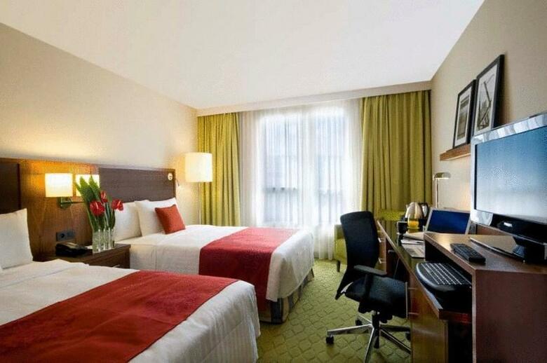 Hotel Courtyard By Marriott Paris Saint Denis
