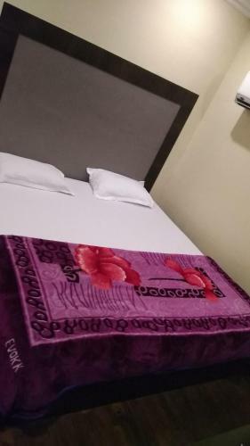 Hotel Highway Inn