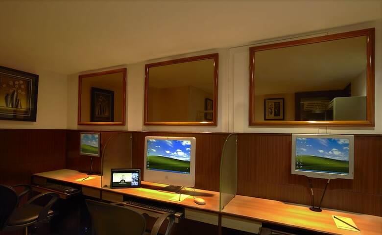 Aparthotel The Emerald - Hotel & Executive Apartments