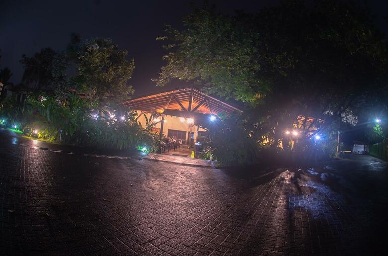 Casa Luna Hotel