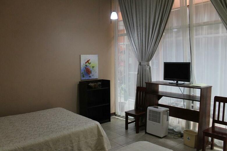 Hotel Las Colinas