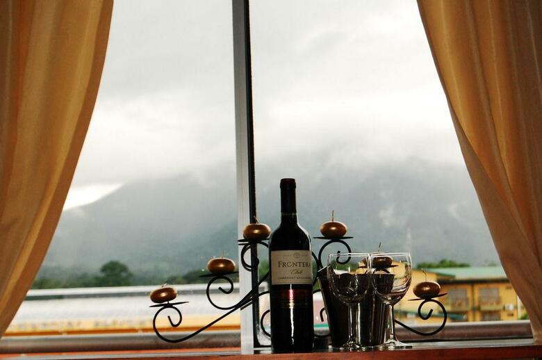 Hotel Las Colinas