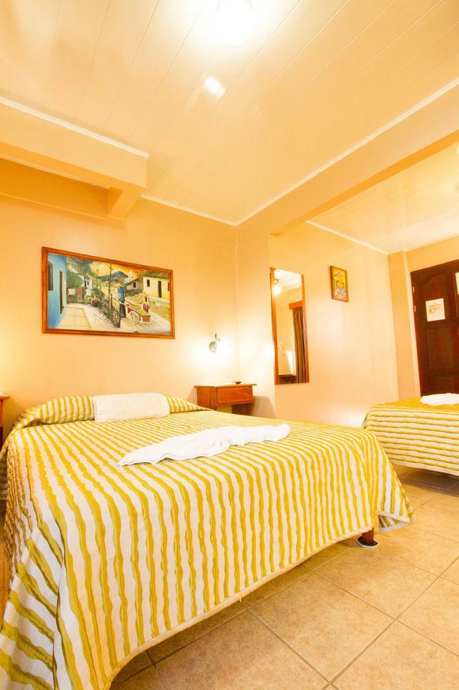 Hotel Las Colinas