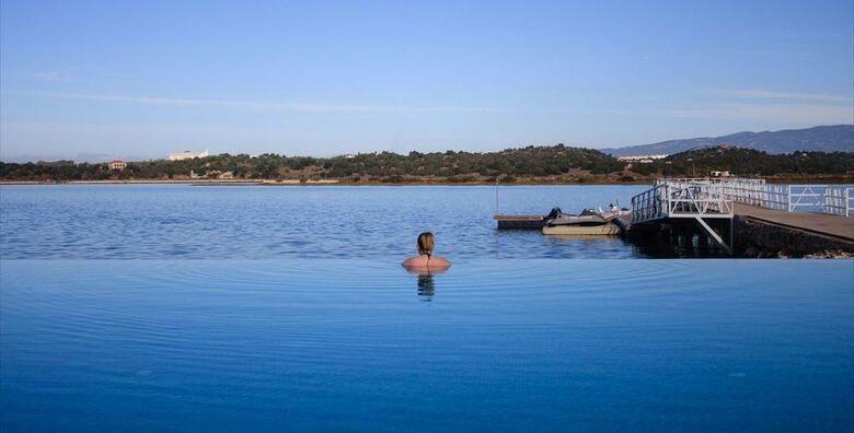 �gua Hotels Riverside