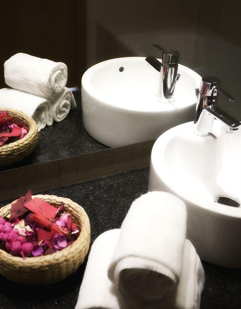 �gua Hotels Riverside
