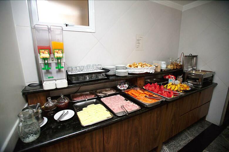 Cinel�ndia Hotel