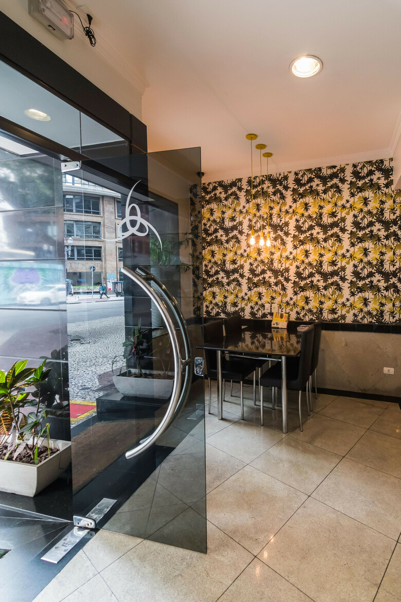 Cinel�ndia Hotel