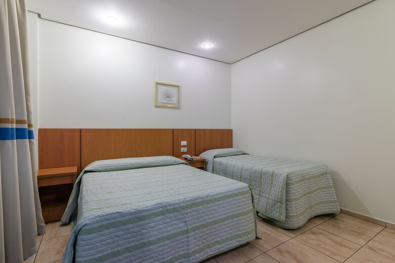 Cinel�ndia Hotel