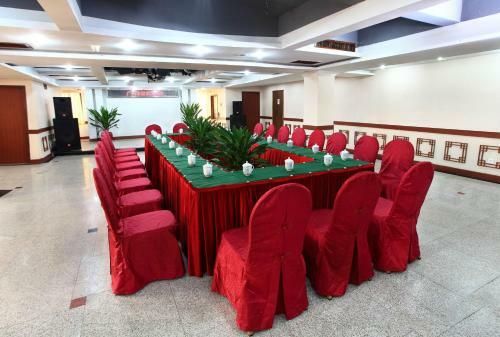 United Star Hotel