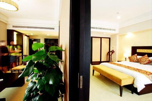 Landmark International Hotel