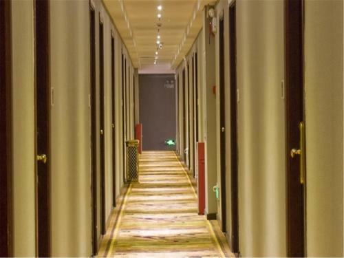 Lu Jiang Tian Yue Hotel