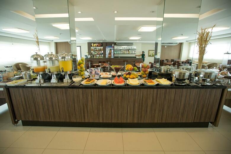Golden Plaza Hotel