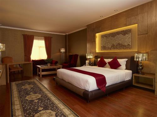 Sahati Hotel