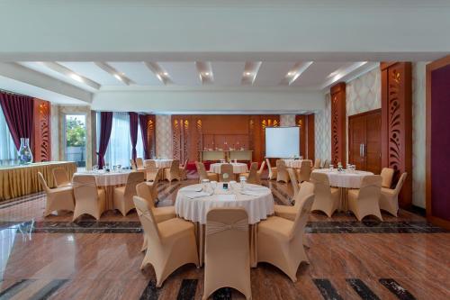 Sahati Hotel