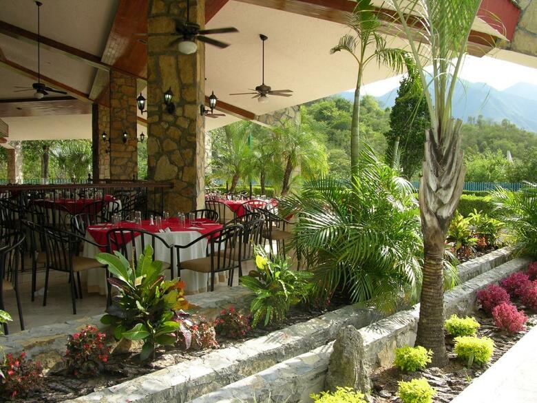 Bahia Escondida Hotel