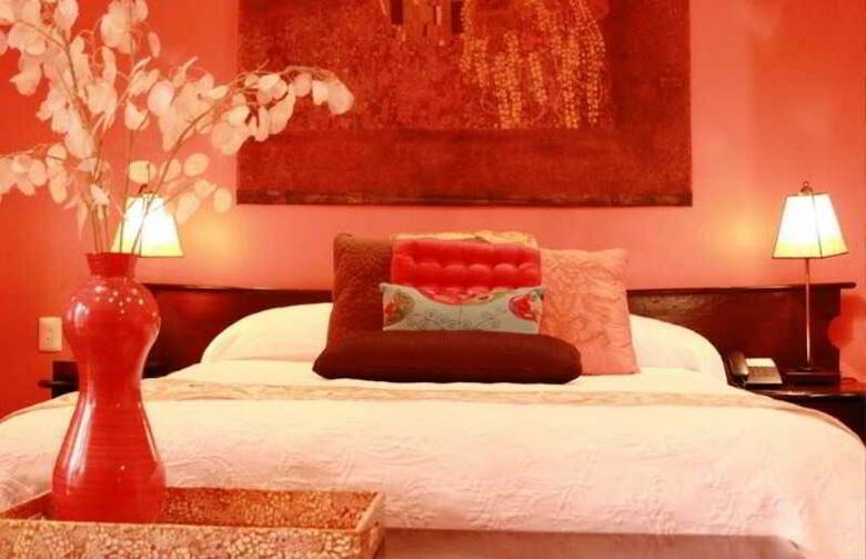 Casa Pedro Loza Petite Hotel