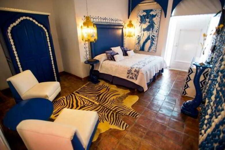 Casa Pedro Loza Petite Hotel