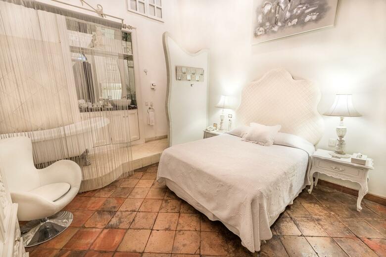 Casa Pedro Loza Petite Hotel