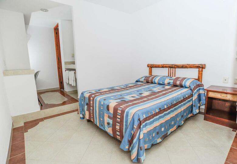 Hotel Suites Ixtapa Plaza Y Centro Comercial