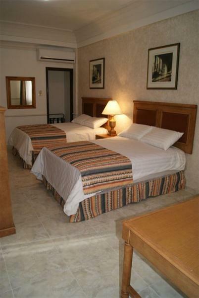 Hotel Savoy Express Torre�n