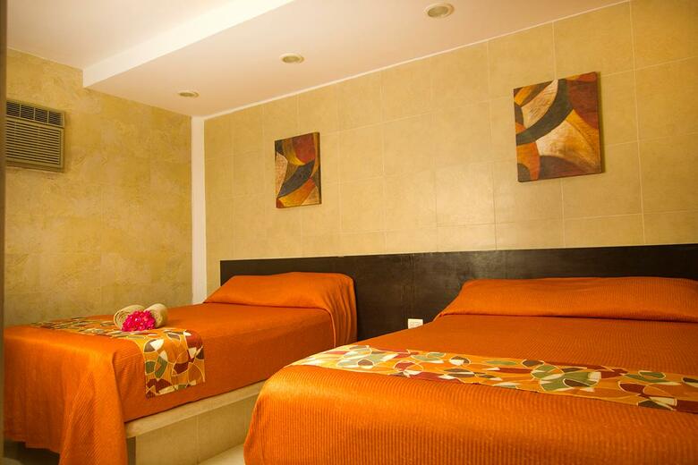Hotel Colonial Cancun