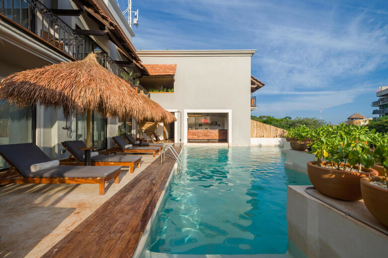 Caribbean Paradise Boutique Hotel