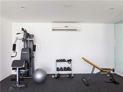Hotel Anah Suites By Sunest