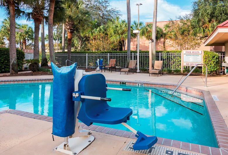 Midpointe Hotel By Rosen Hotels And Resorts