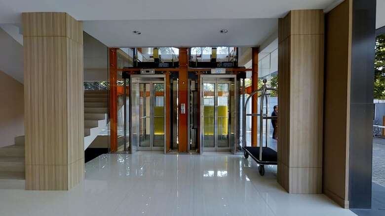 Hotel The Gloria Suites Jakarta
