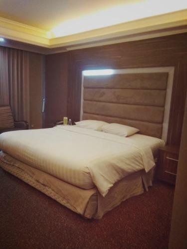 Grand Cempaka Hotel