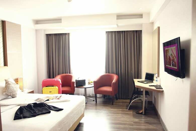 Orchardz Hotel Industri
