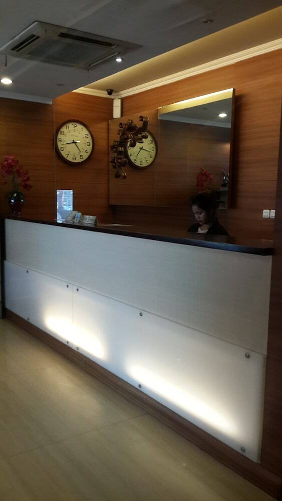 California Hotel