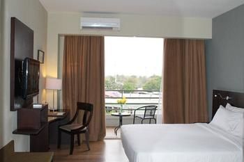 Hotel Santika Taman Mini Indonesia Indah