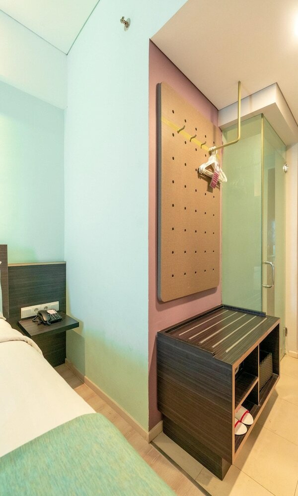 Favehotel Puri Indah Jakarta