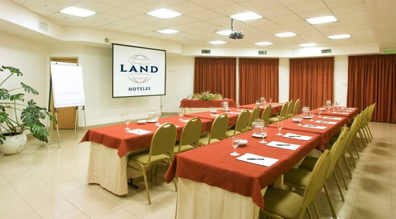 Hotel Land Express Neuqu�n