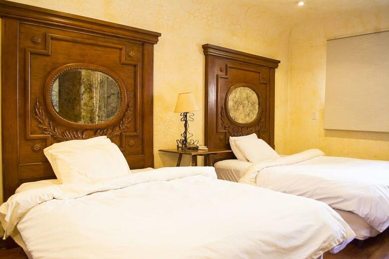 Hotel Posada De Los Leones