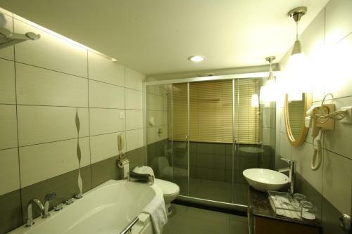 Sino Hotel