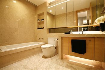 Aparthotel Estay Residence - Poly World Trade Center