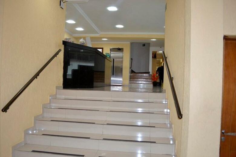 Hotel Calstar